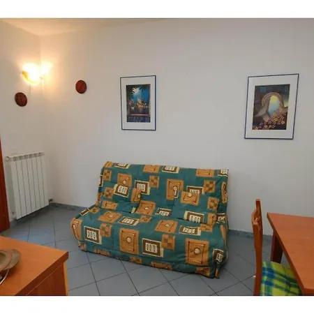 Two Bedroom Rosolina With Space Apartment Rosapineta