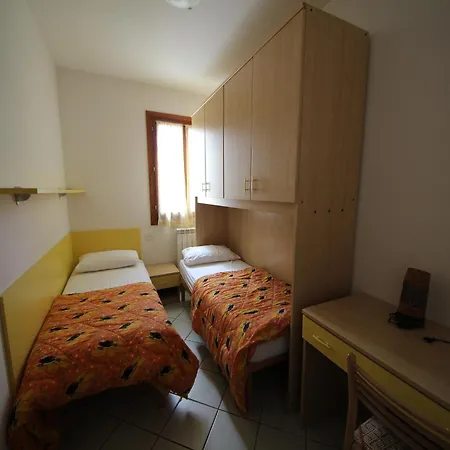Apartment Two Bedroom Rosolina With Space *