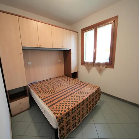 Two Bedroom Rosolina With Space