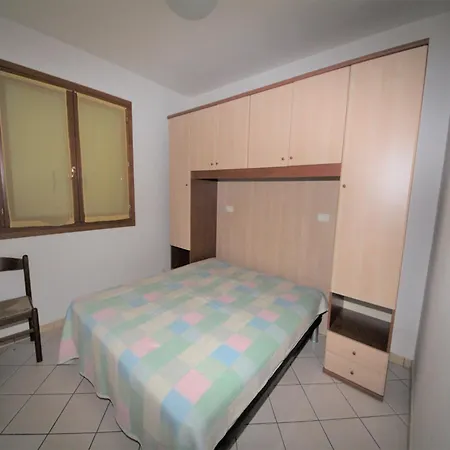 Two Bedroom Rosolina With Space Apartment Rosapineta