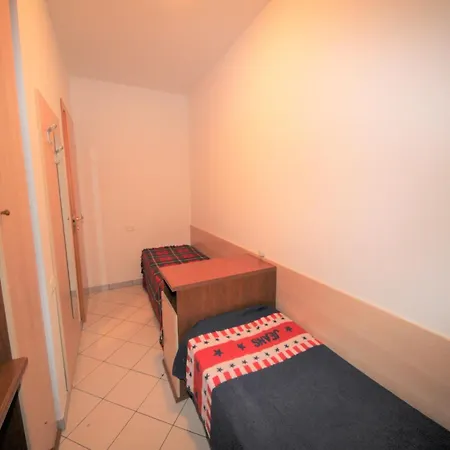 Two Bedroom Rosolina With Space Apartment